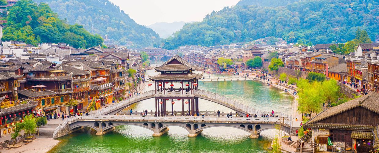 fenghuang-ancient-city