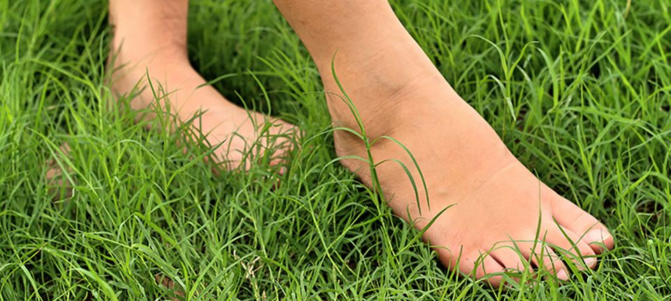 barefooting