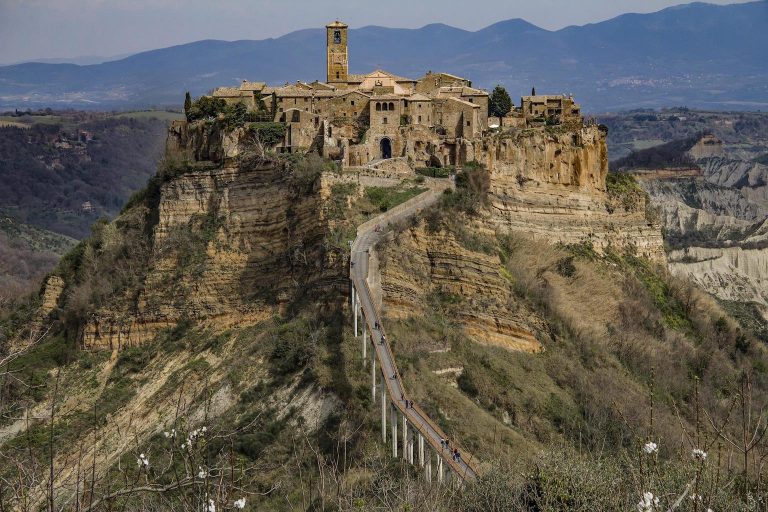 Civita Di Bagnoregio E Dintorni Andar Per Borghi In Tufo TravelGlobe