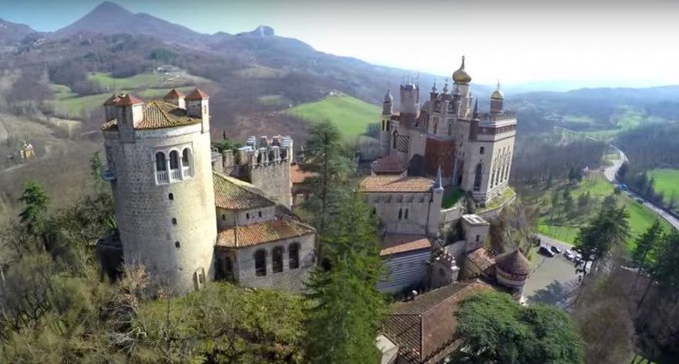 Rocchetta Mattei: il castello delle fiabe è a Bologna - TravelGlobe